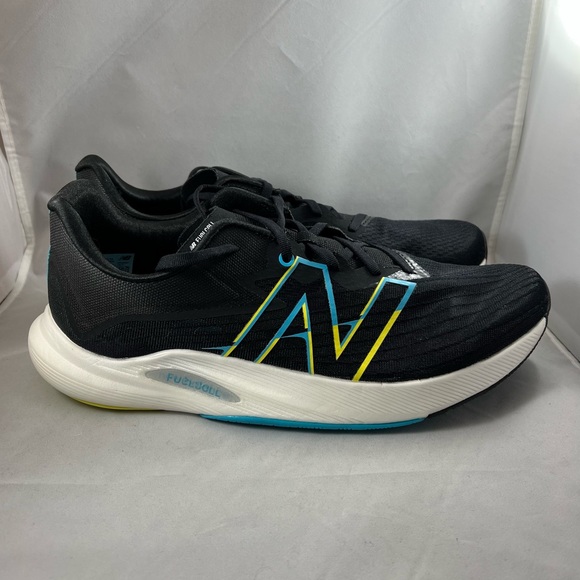 NWT New Balance FuelCell Rebel v2 - Men's size 12 - Picture 2 of 14